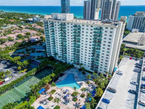 Luxury Apartments with Resort Amenities Sunny Isles Beach